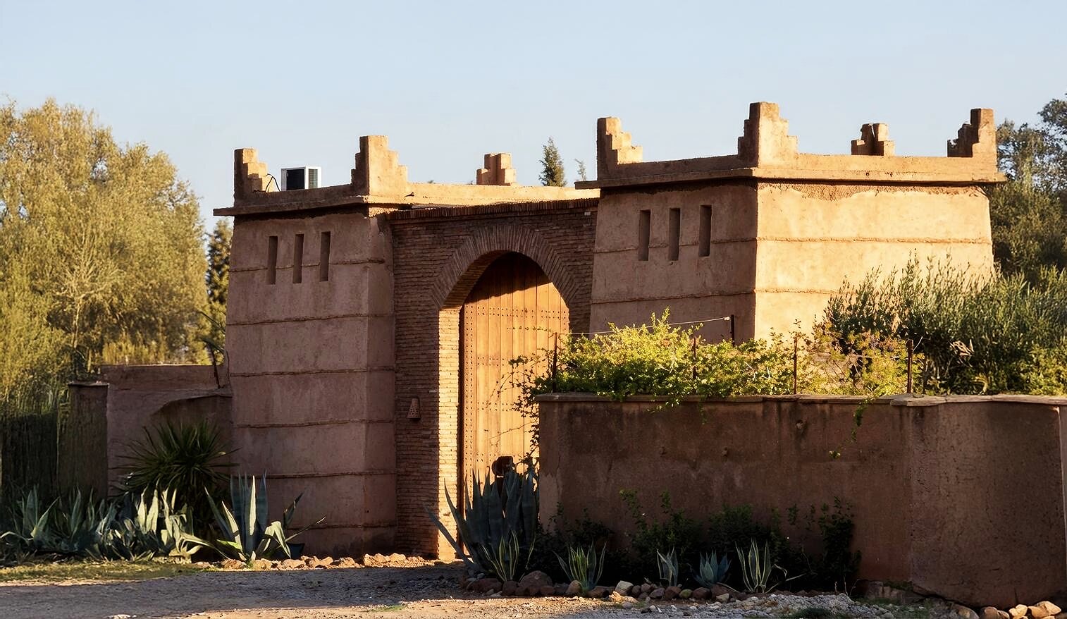 Private entrance gate